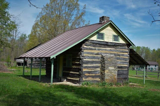 Chinking Is an Important Component of Log Cabin Maintenance